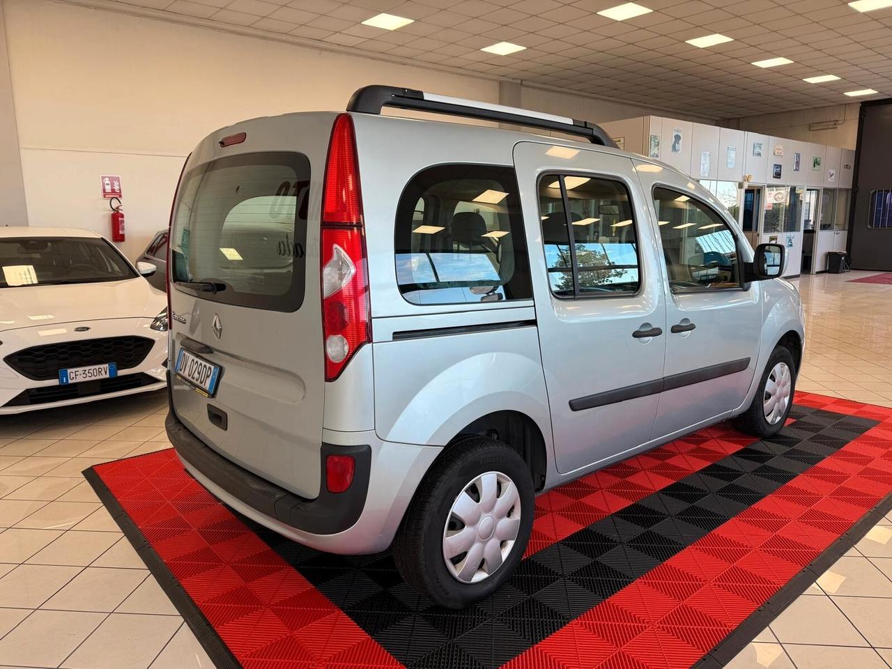 Renault Kangoo 1.6 105CV 5 porte Dynamique