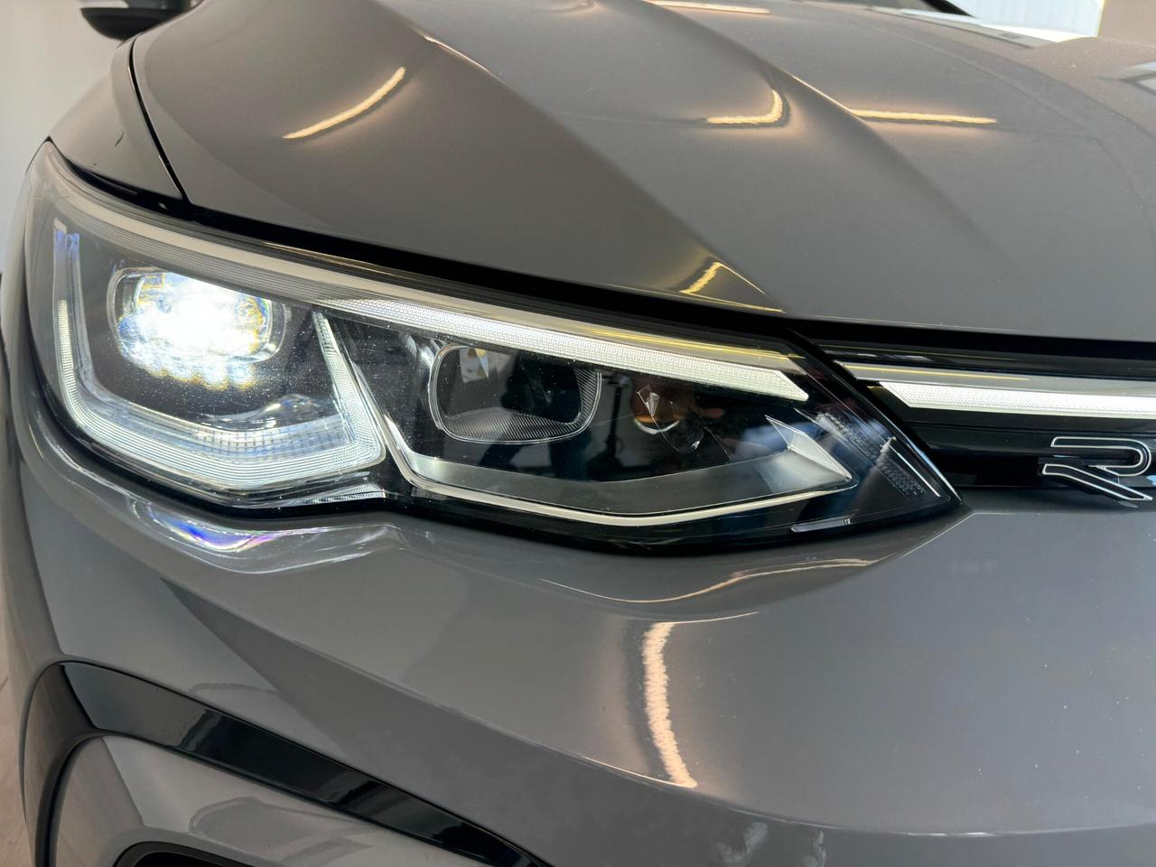 Volkswagen Golf 1.5 TSI EVO ACT R-Line