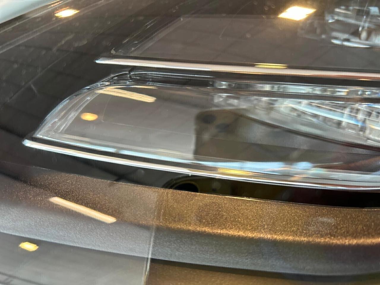 Jaguar F-Type Coupé 2.0 300 cv aut. CUP