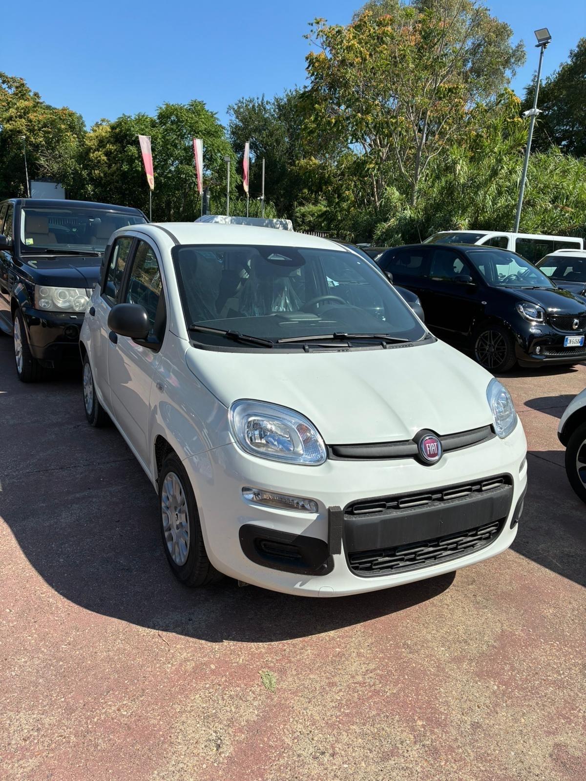 Fiat Panda 1.0 FireFly S&S Hybrid Pandina