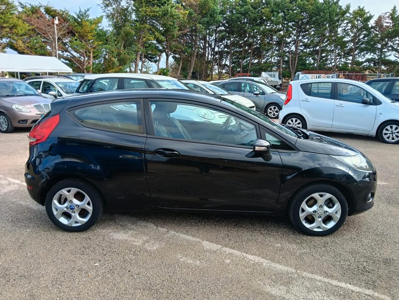 Ford Fiesta 1.4 TDCi 68CV 3 porte