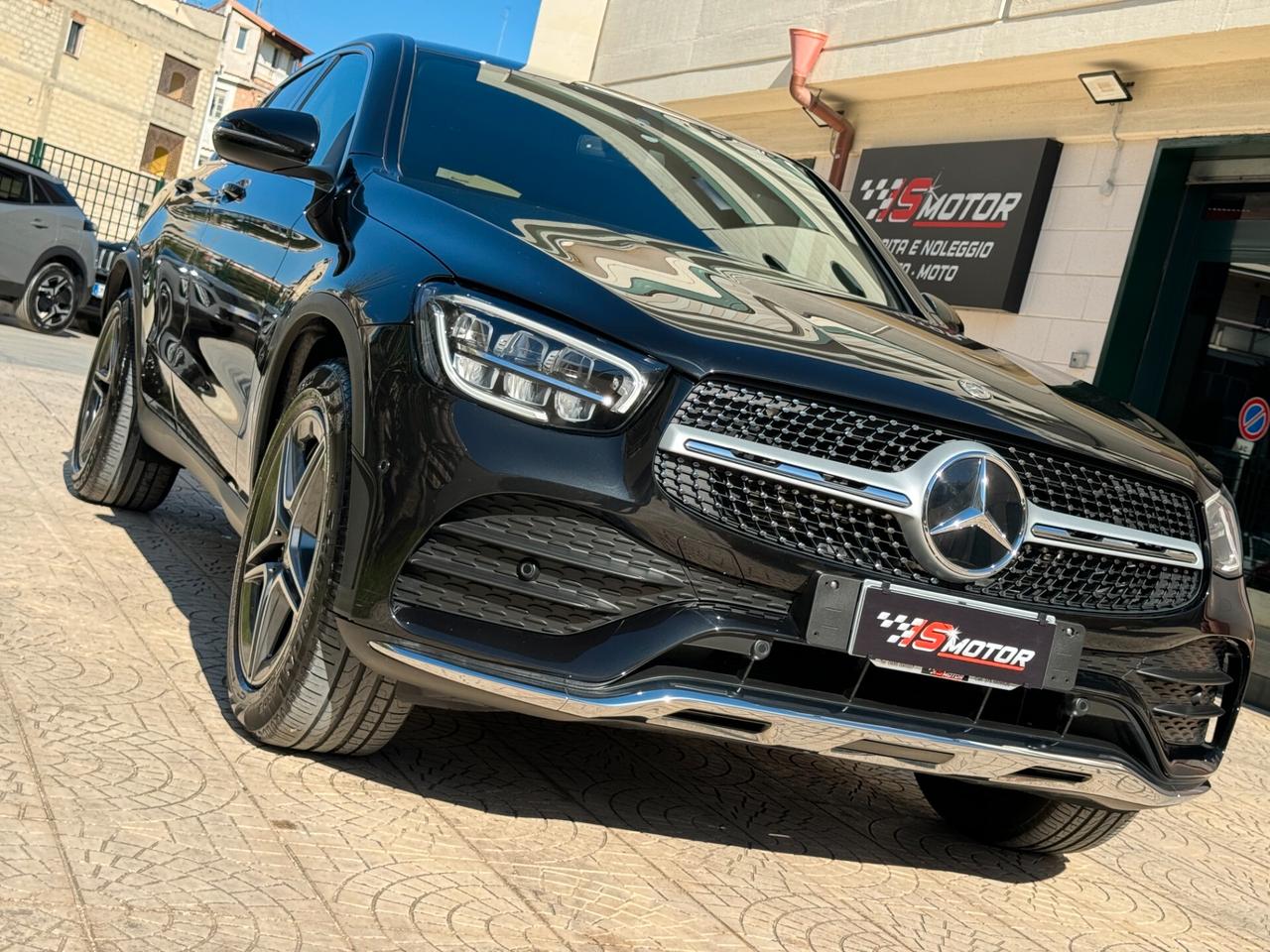 MERCEDES-BENZ GLC 300d COUPE' PREMIUM 245 CV 4matic AIRMATIC