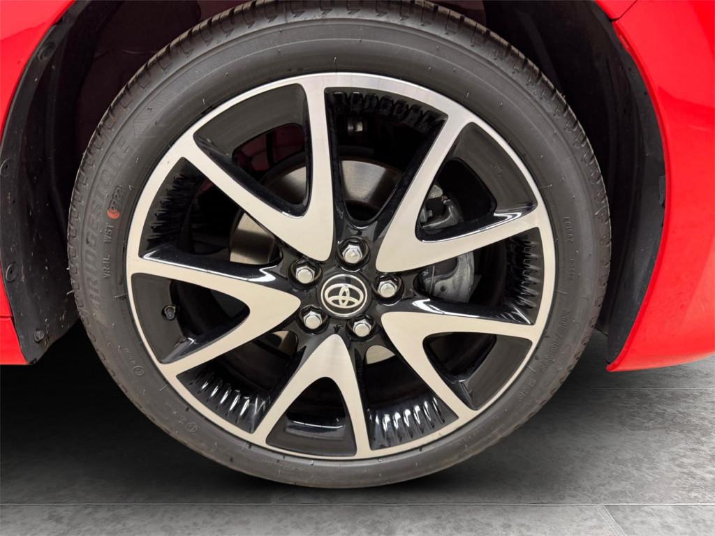 TOYOTA Yaris IV - Yaris 1.5h Premiere