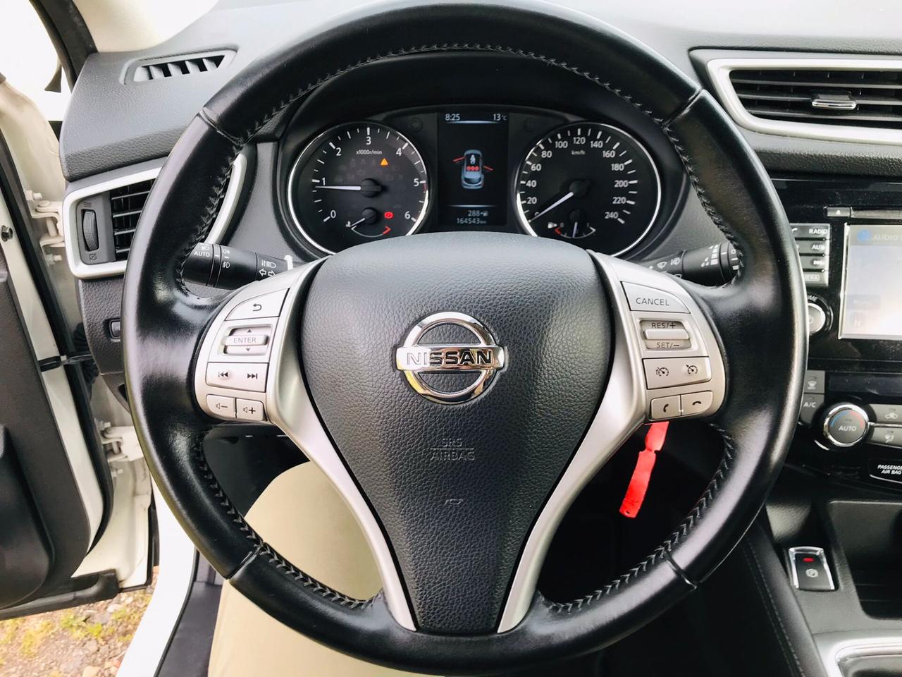 Nissan Qashqai 1.5 dCi Tekna diesel corso sicilia n 34 paterno'