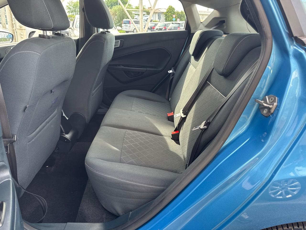 Ford Fiesta 1.4 TDCi 70CV 5 porte 2012
