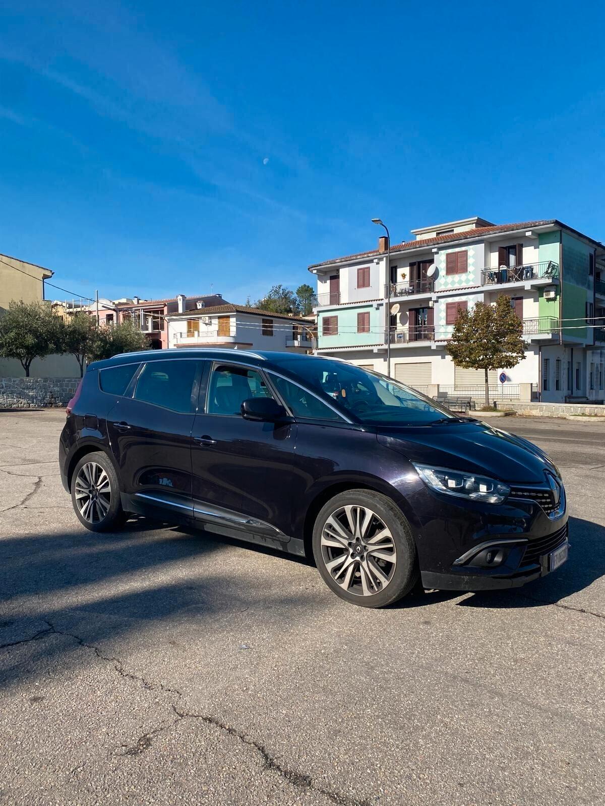 Renault Grand Scenic Blue dCi 120 CV Initiale Paris