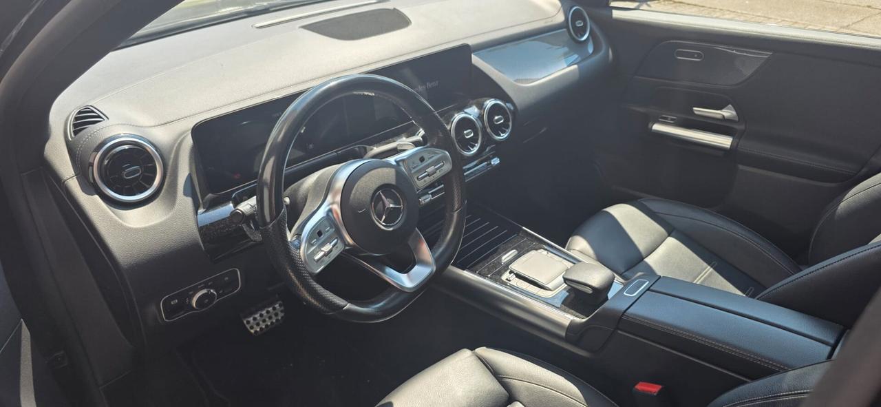 Mercedes-benz GLA 200 d Automatic Premium Night Edition Tetto