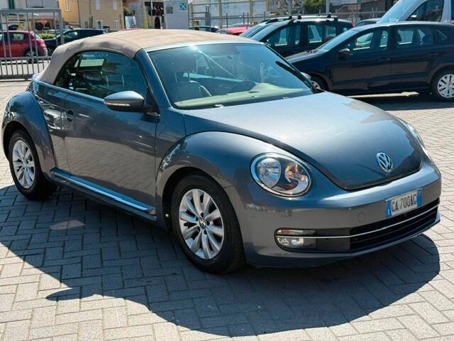 VOLKSWAGEN Maggiolino Maggiolino Cabrio 1.6 TDI...