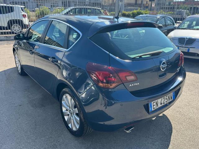 OPEL Astra 1.6 Turbo 180CV 5 porte aut. Cosmo
