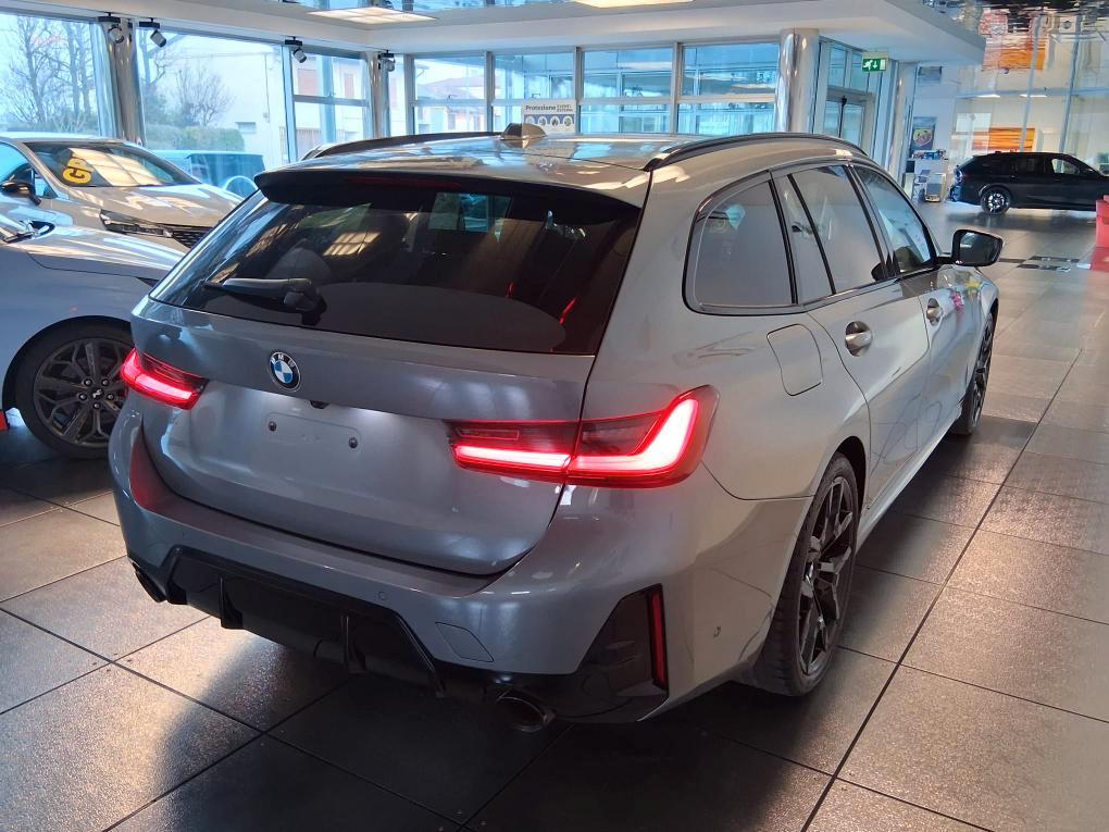 BMW 320D TOURING xdrive MSPORT tetto apr./imp.fren.maggiorato/pinze rosse/harman kardon