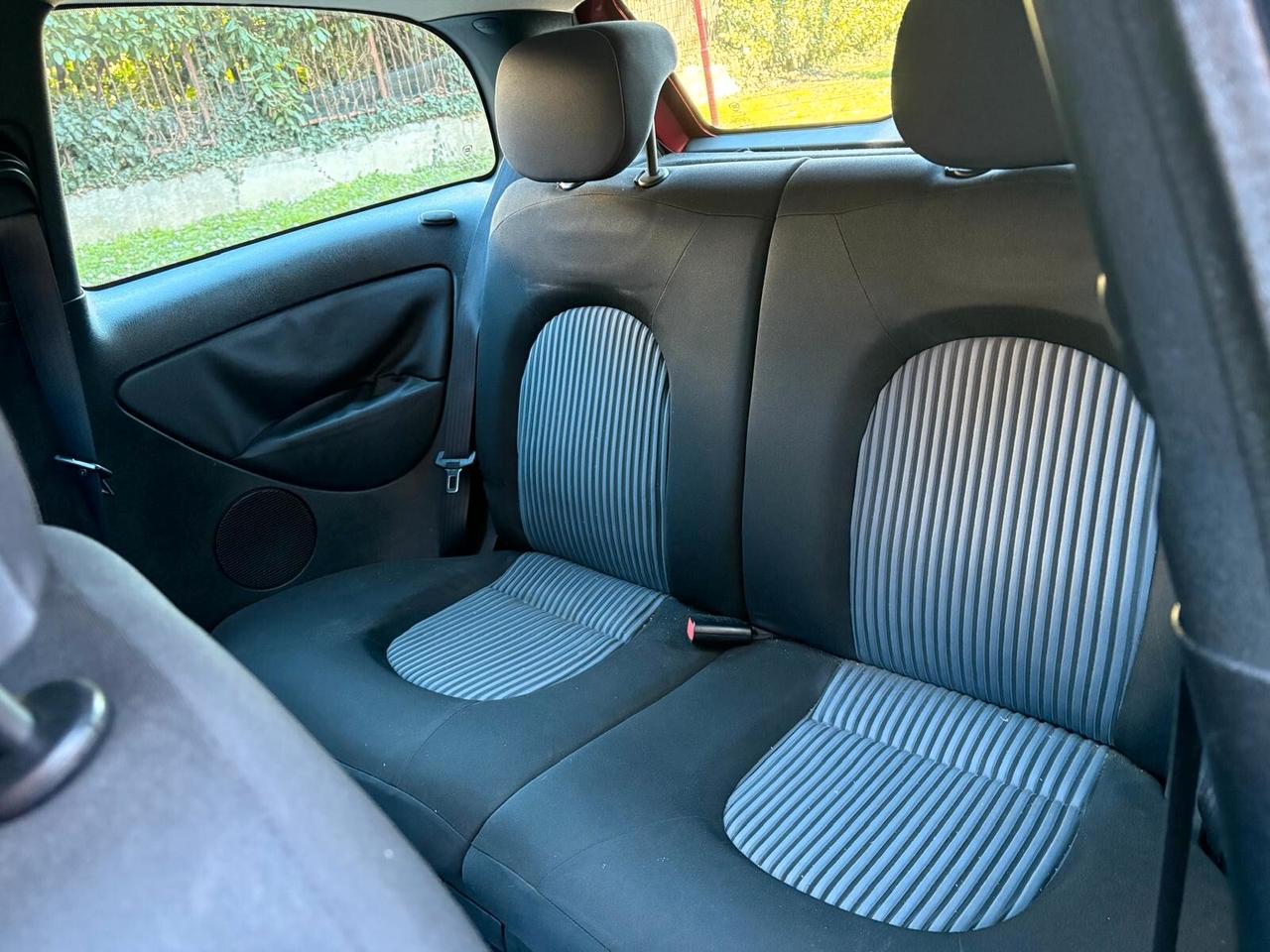 Lancia Ypsilon 1.3 MJT 75 CV Argento disel