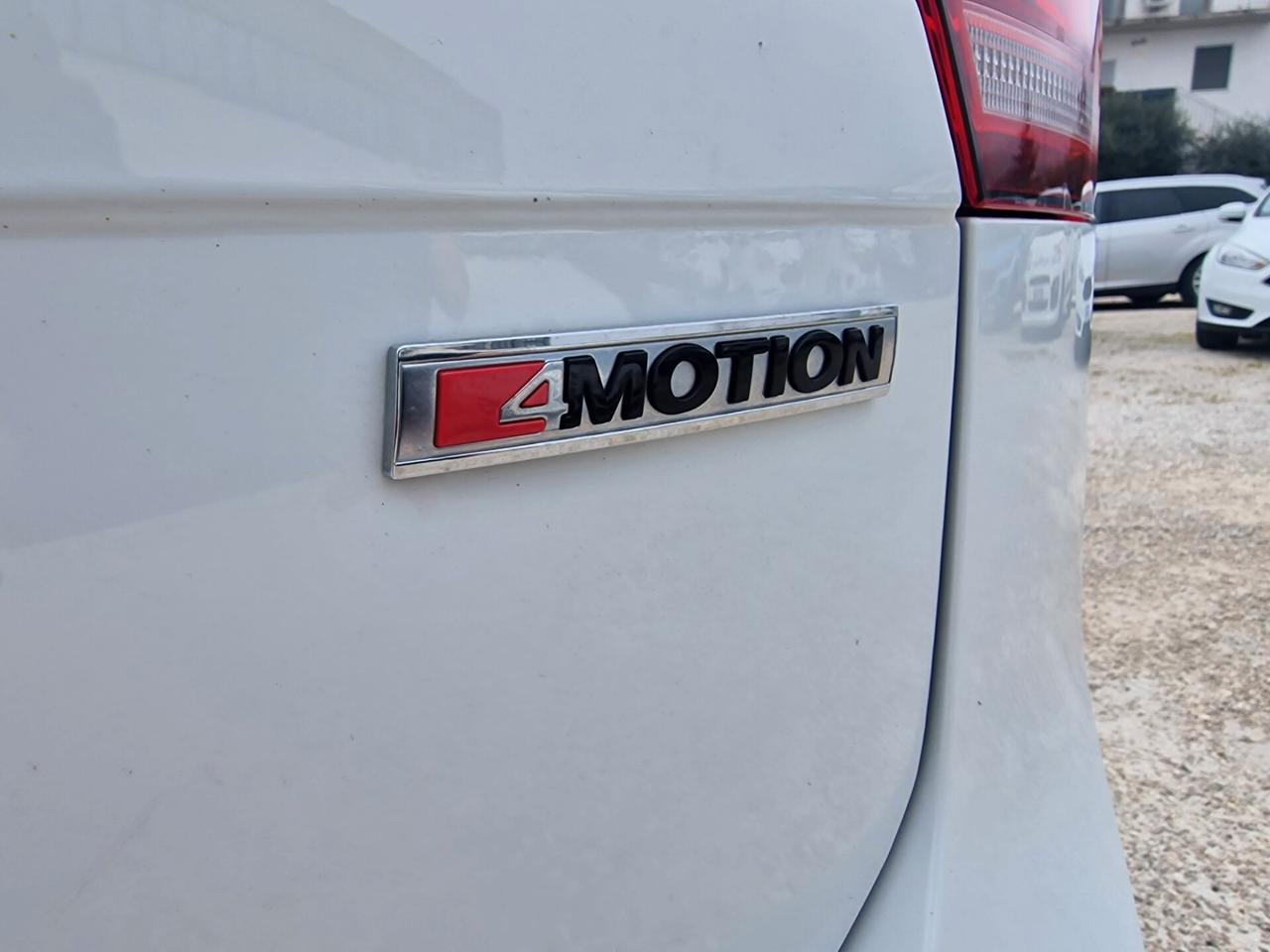 Volkswagen Tiguan 2.0 TDI SCR DSG 4MOTION Business BMT