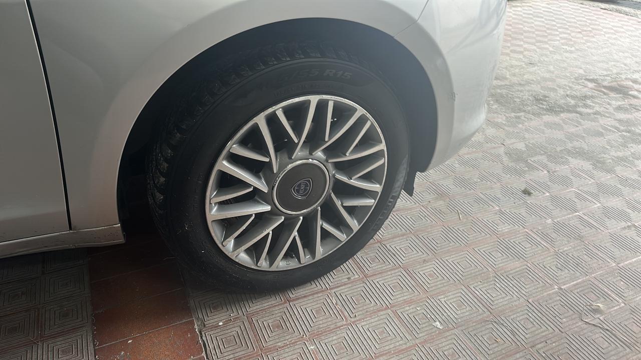 Lancia Ypsilon AUTOMATICA /RATE / FINANZIAMENTI/ BONUS