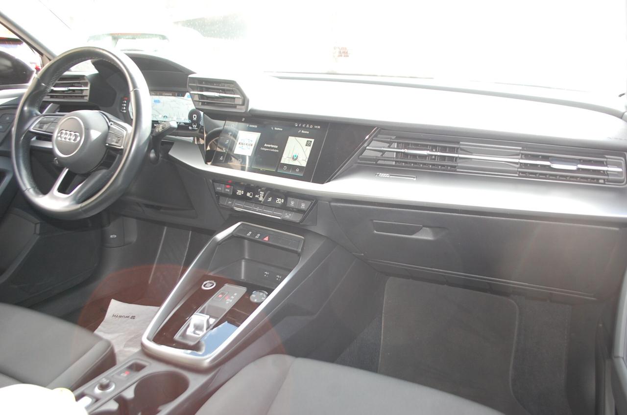 Audi A3 Sportback 35 2.0 tdi 150CV Business Advanced s-tronic Uff Italy