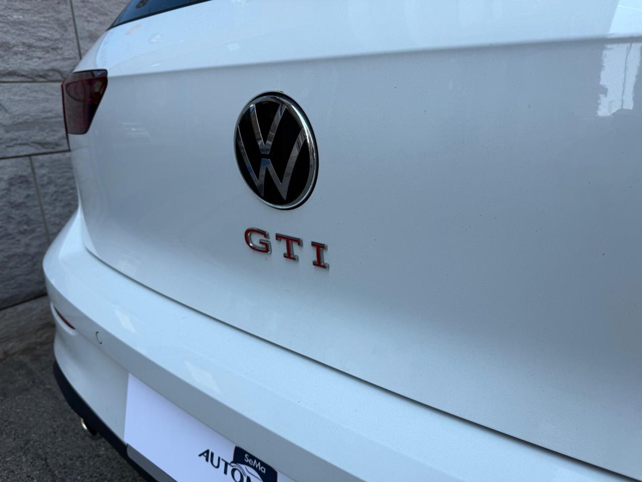Volkswagen Golf GTI 2.0 TSI DSG PERFORMANCE
