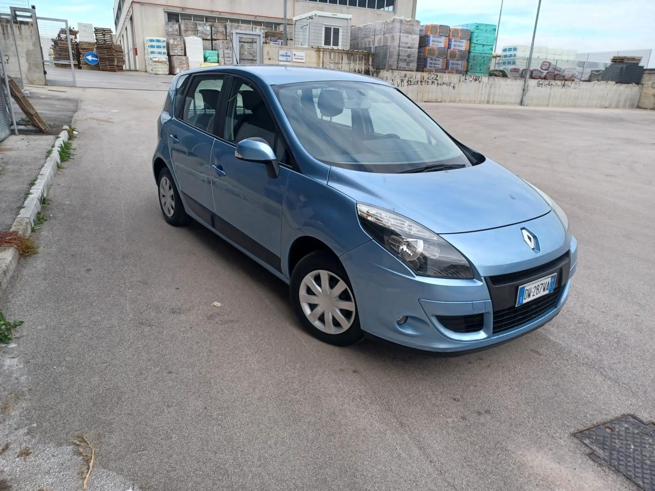 Renault Scenic Scénic 1.5 dCi 110CV Dynamique