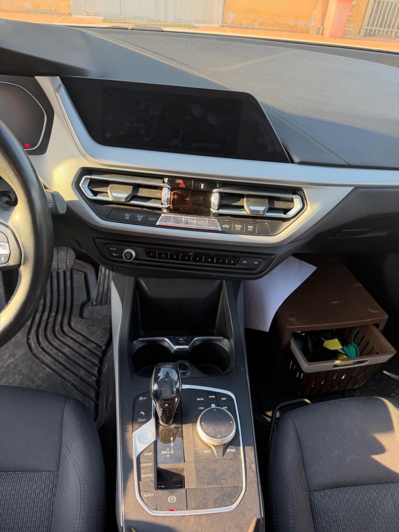 Bmw 118 118i 5p. Advantage