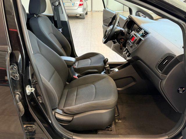 KIA Rio 1.1 CRDi WGT 5p. EX