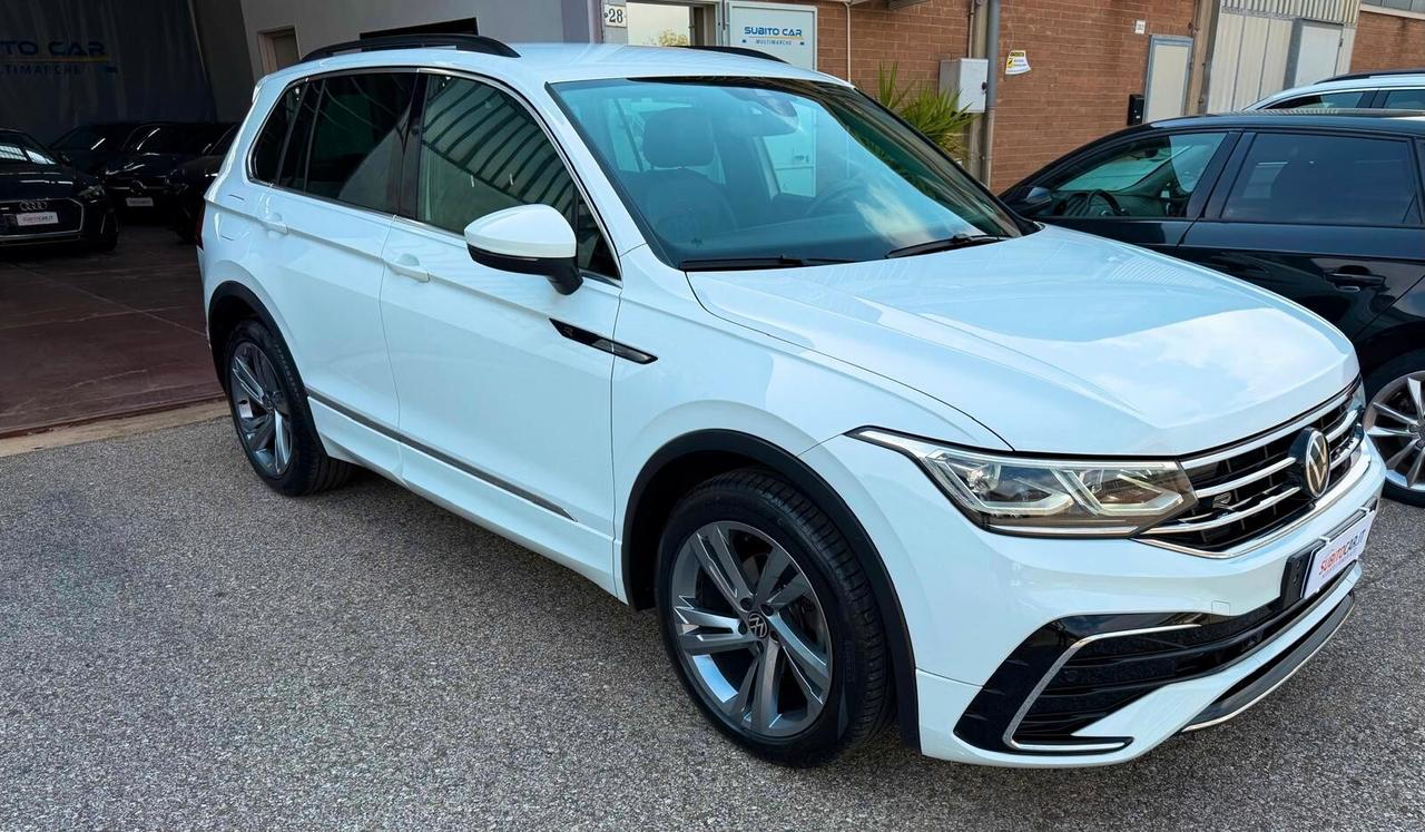 Volkswagen Tiguan 2.0 TDI 150 CV SCR DSG R-Line