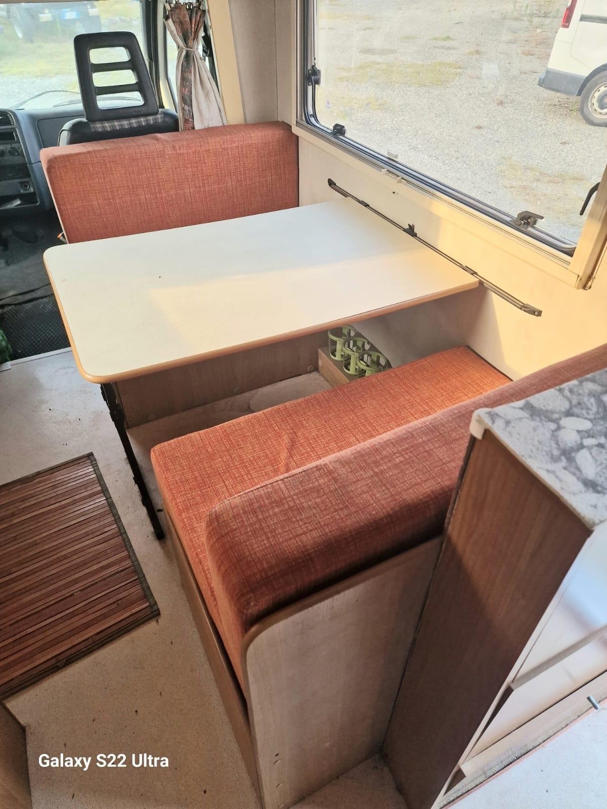 492 MANSARDATO riviera del 1997 in saldo