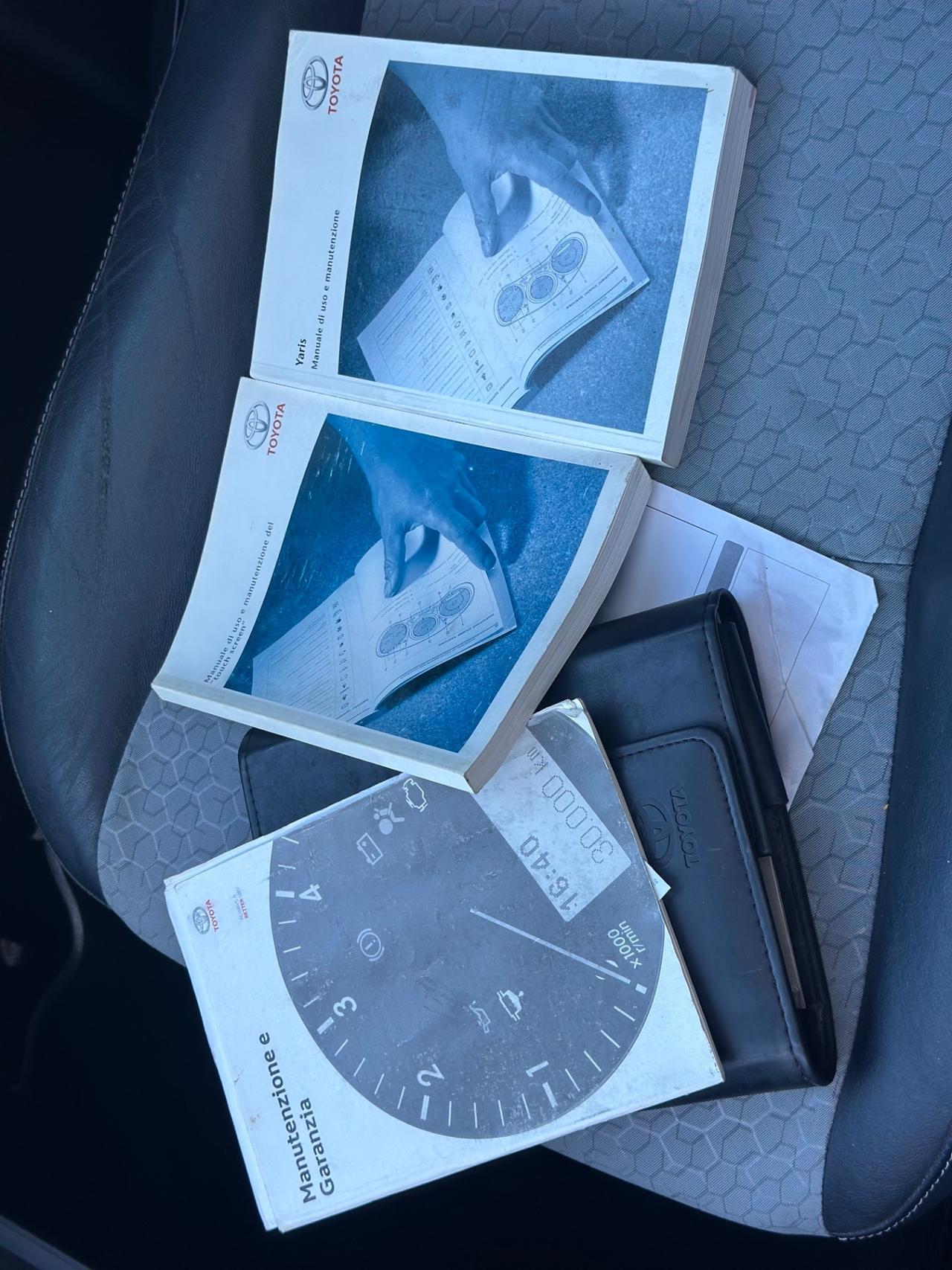 Toyota Yaris 1.4 D-4D 90cv 5p Lounge MY 2013