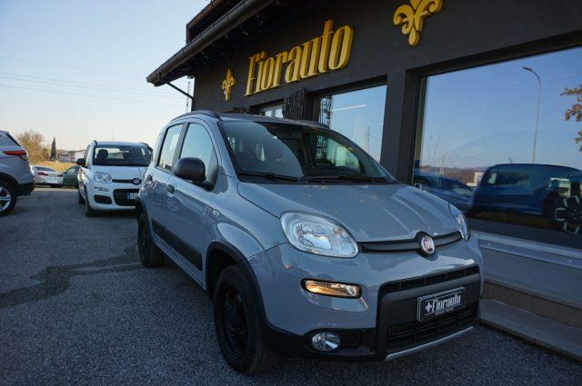 FIAT Panda benzina85cv 4x4+GANCIO TRAINO