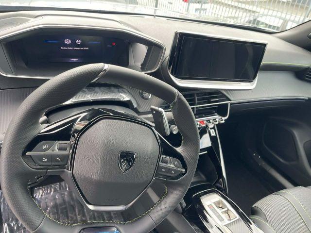 PEUGEOT 2008 Hybrid 145 e-DCS6 GT