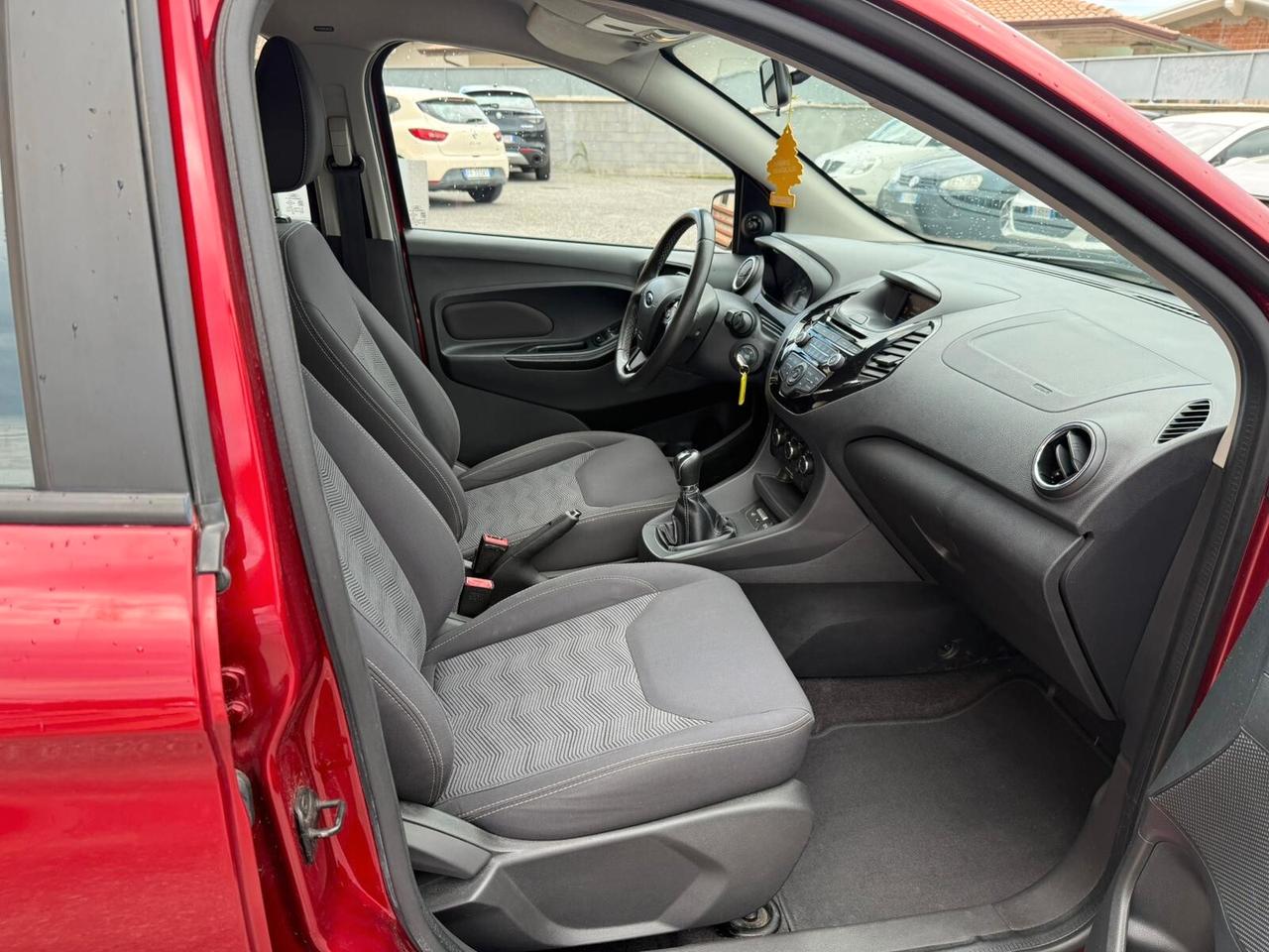 Ford Ka 1.2 Ti-VCT 85CV Ultimate