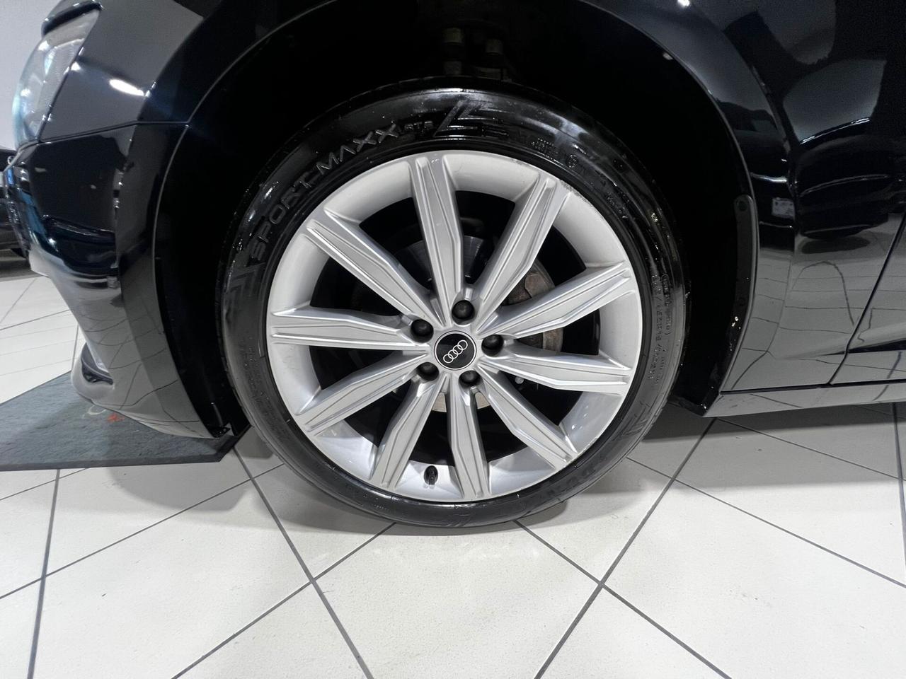 Audi A6 Avant 40 2.0 TDI S tronic Business Sport