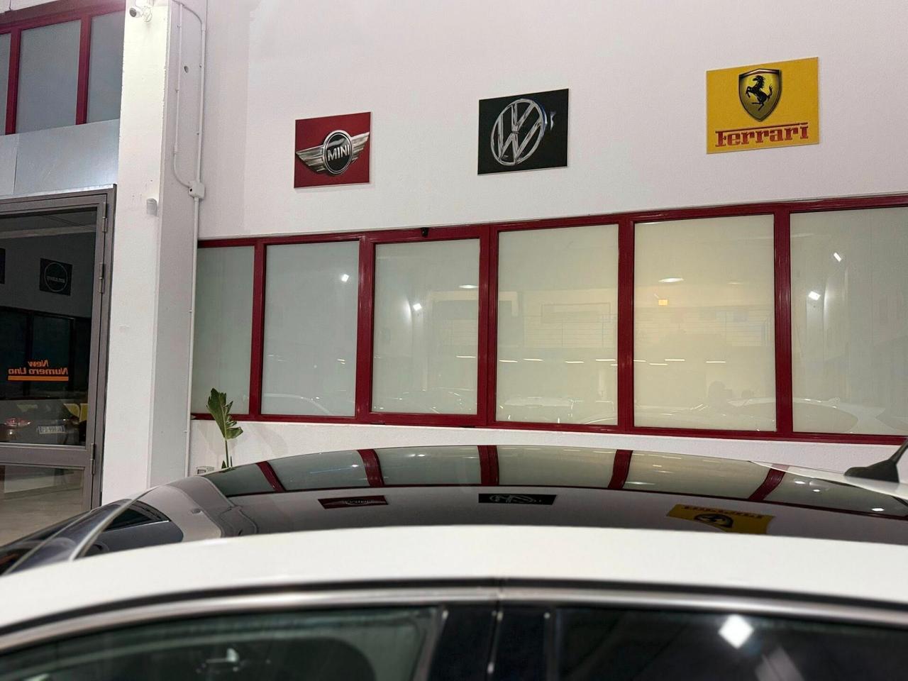 Peugeot 208 1.6 Bluehdi 92cv Allure 2013