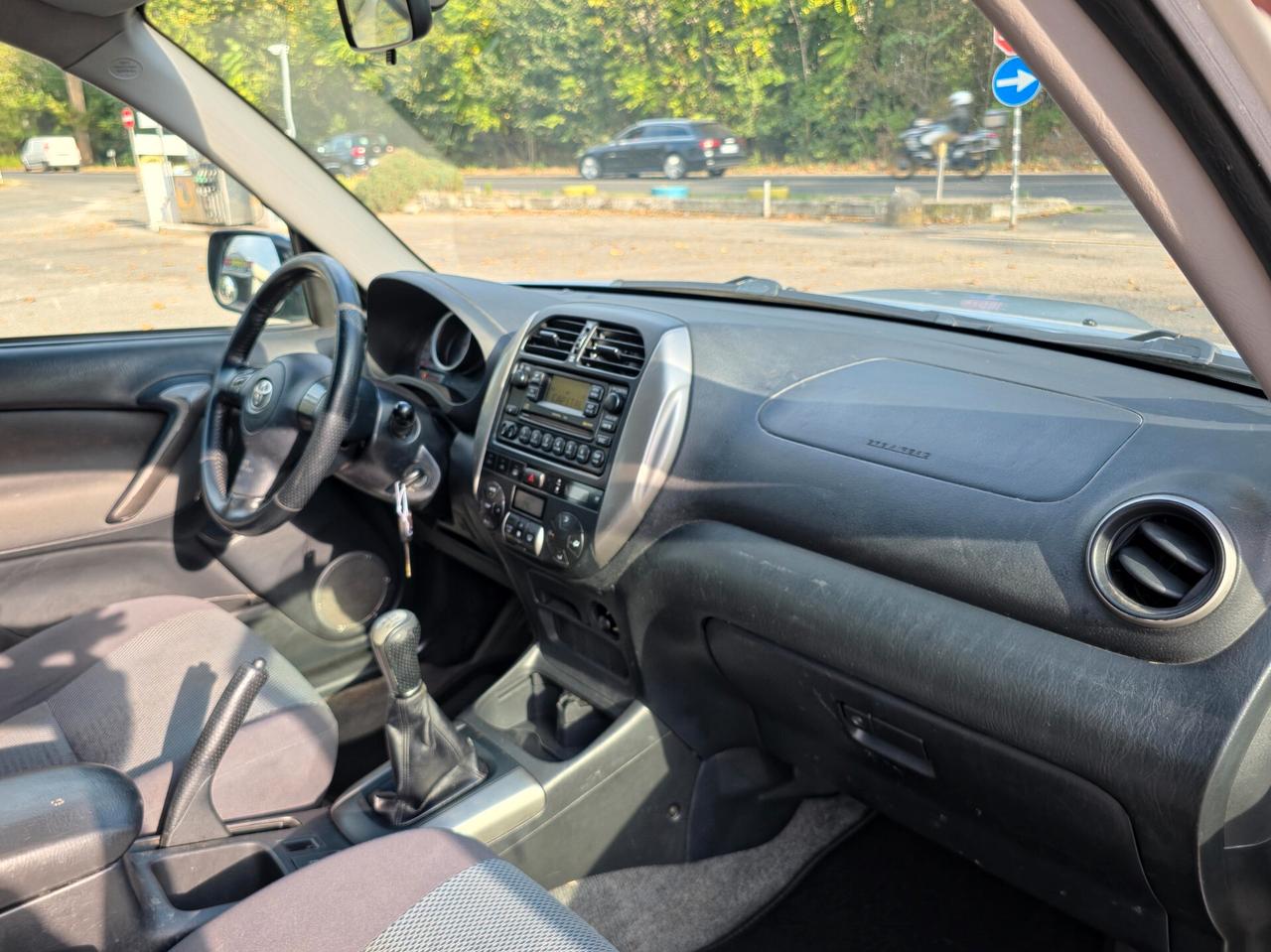 Toyota RAV 4 RAV4 2.2 D-4D 136 CV Sol E3 Manuale 4x4 2006