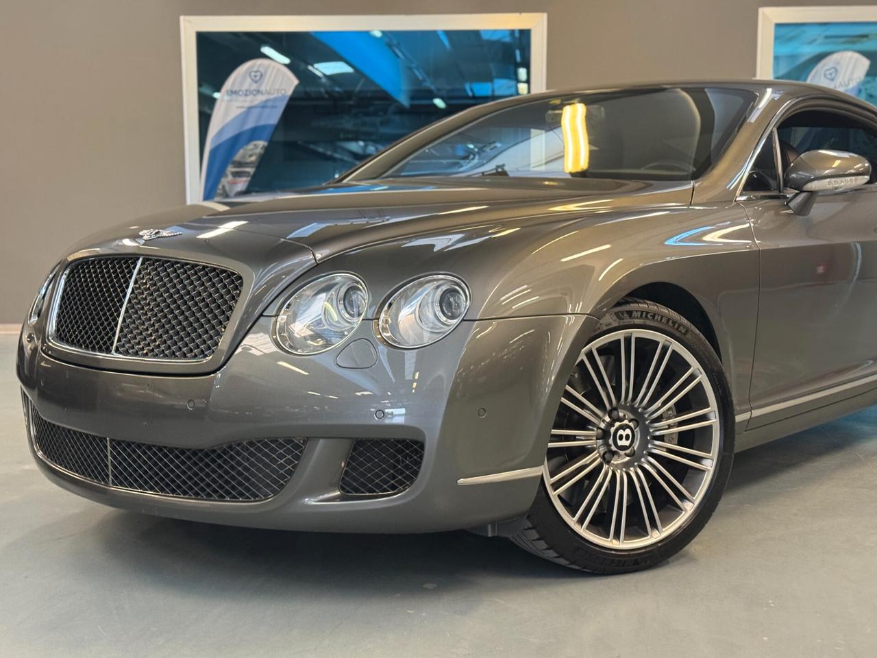 Bentley Continental GT 6.0 Speed - 610CV