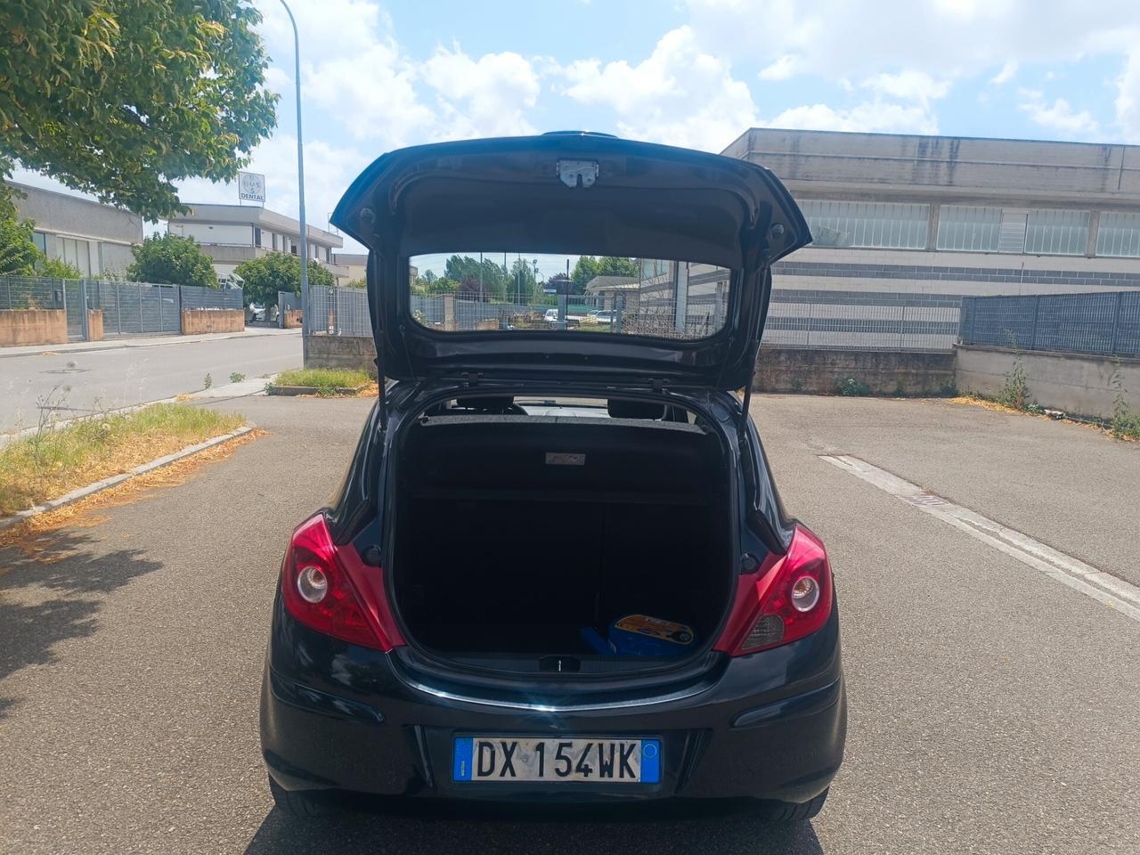 Opel Corsa 1.2 3 porte del 09 SOLO 119.000 KM