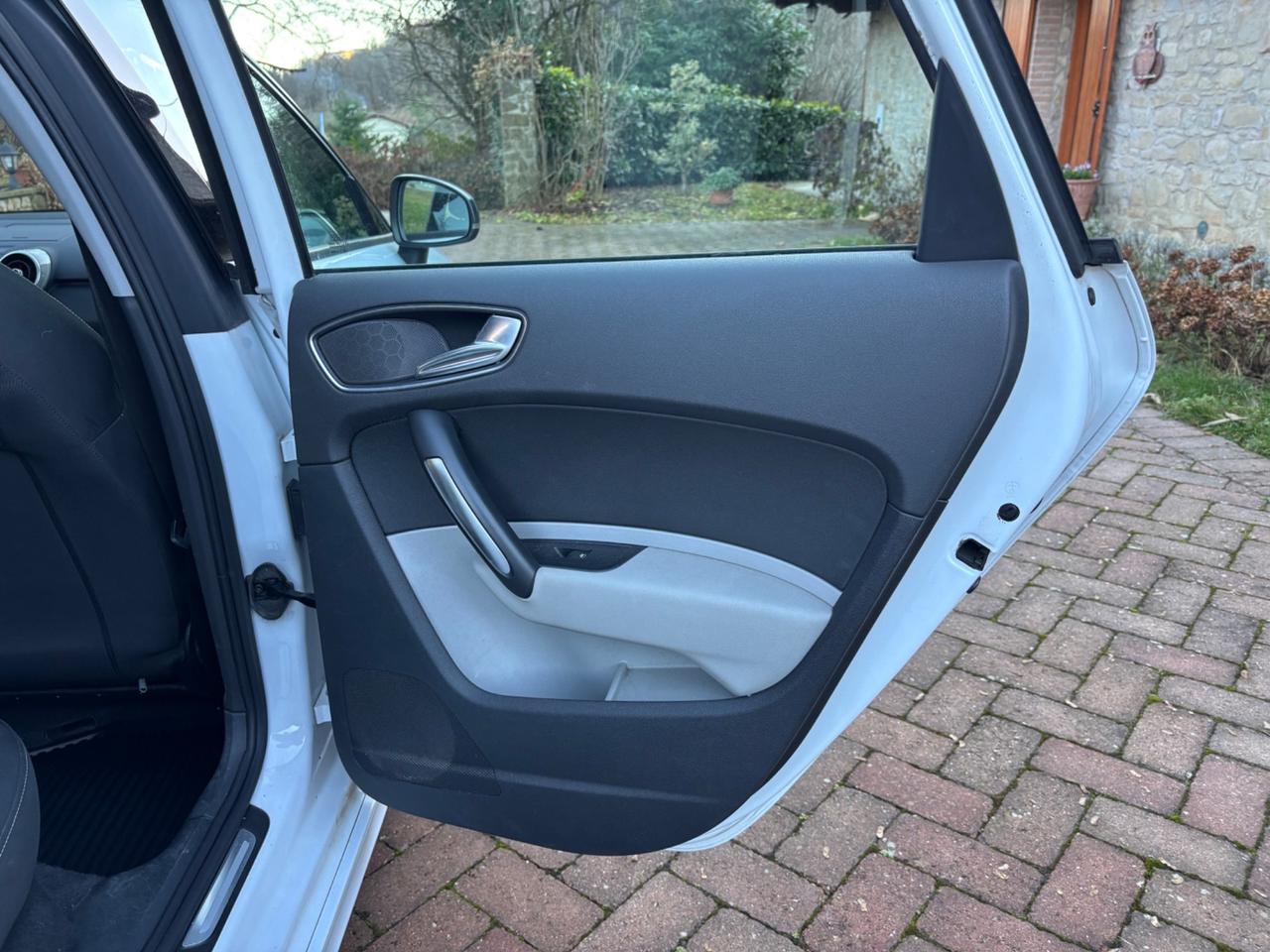 Audi A1 SPB 1.6 TDI 90 CV S-Line