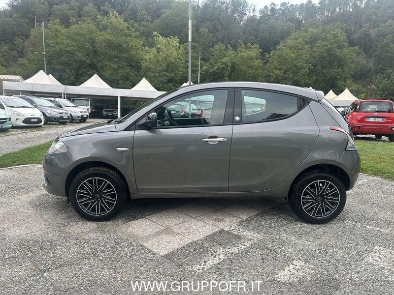Lancia Ypsilon Ypsilon 0.9 TwinAir 85 CV 5 porte Metano Ecochic Gold