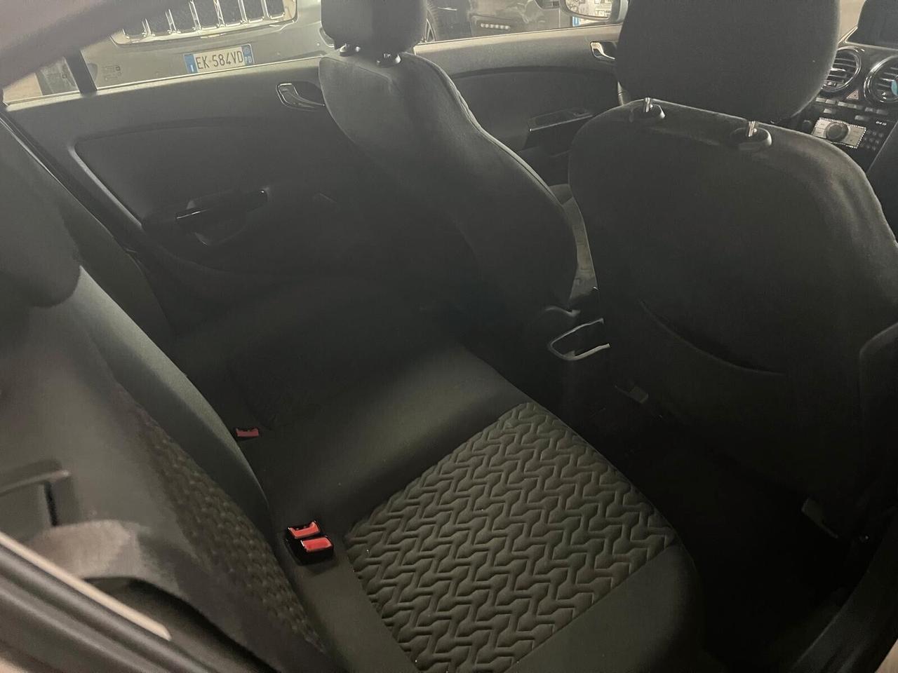 Opel Corsa 1.2 85CV 5 porte GPL-2013