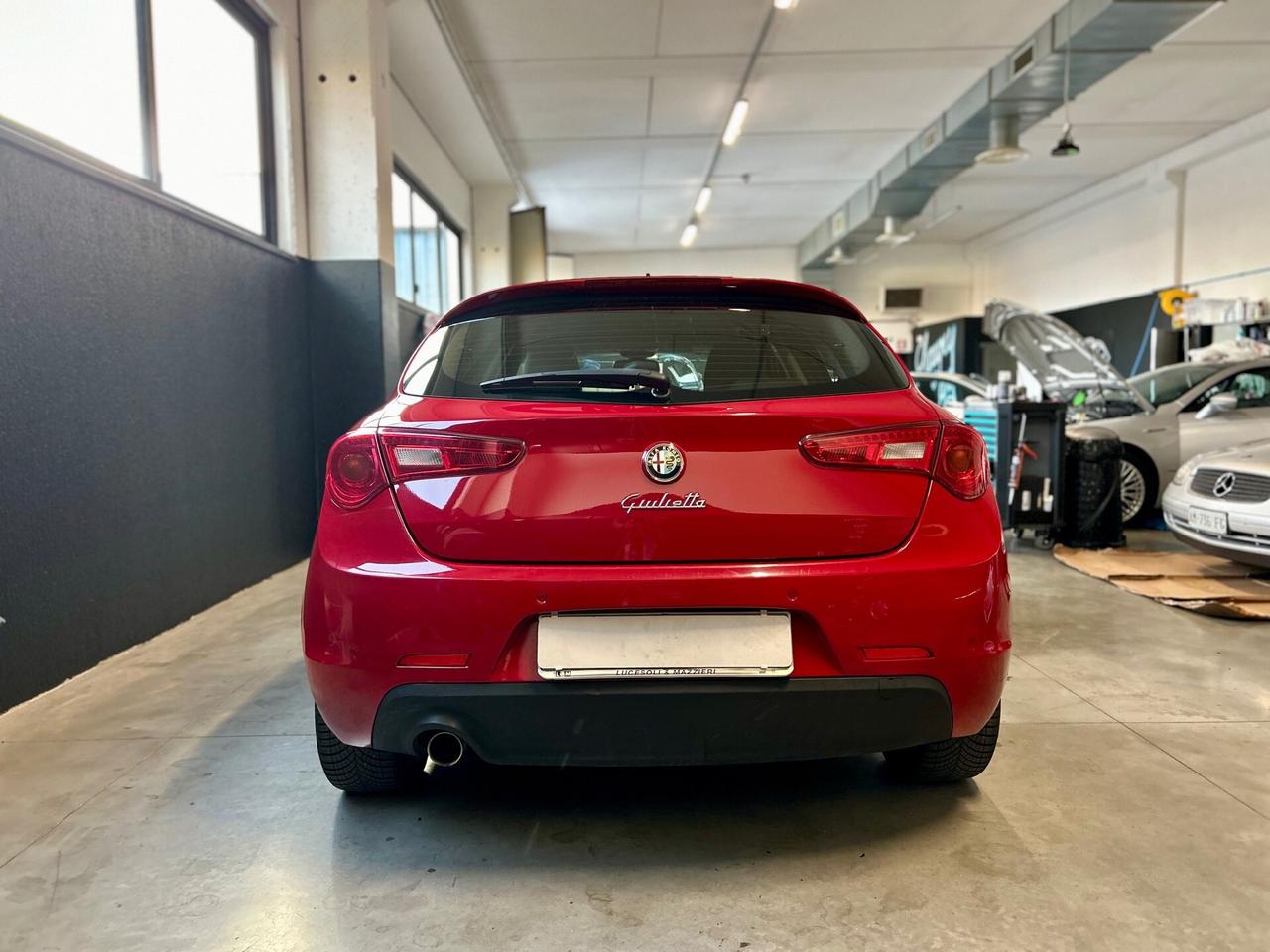 Alfa Romeo Giulietta 1.6 JTDM-2 120 CV