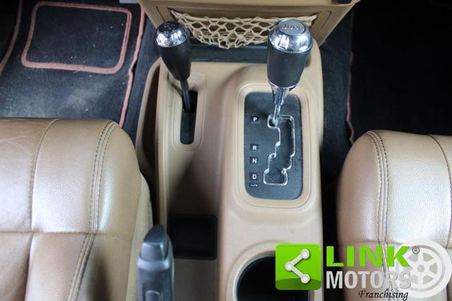 JEEP Wrangler Unlimited 3.6 V6 Sahara Auto con gancio traino