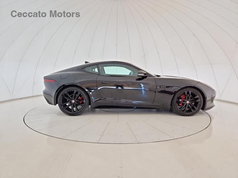 Jaguar F-Type Coupe 2.0 I4 R-Dynamic RWD Auto