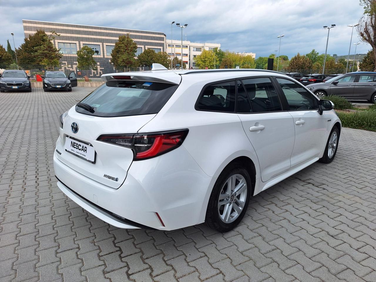 Toyota Corolla Touring 1.8 Hybrid Active IVA ESPOSTA