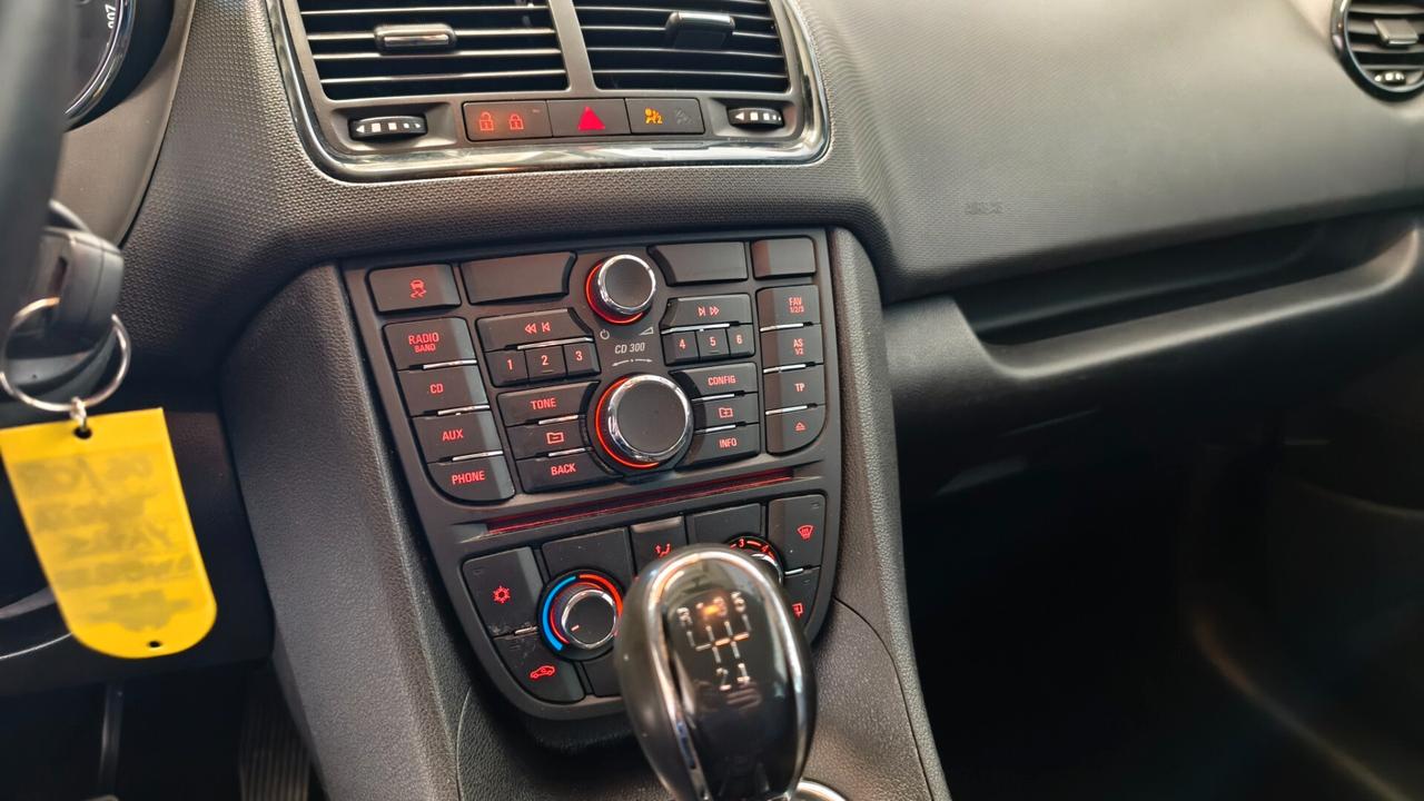 Opel Meriva 1.4 100CV benzina Cosmo OK NEOPATENTATI