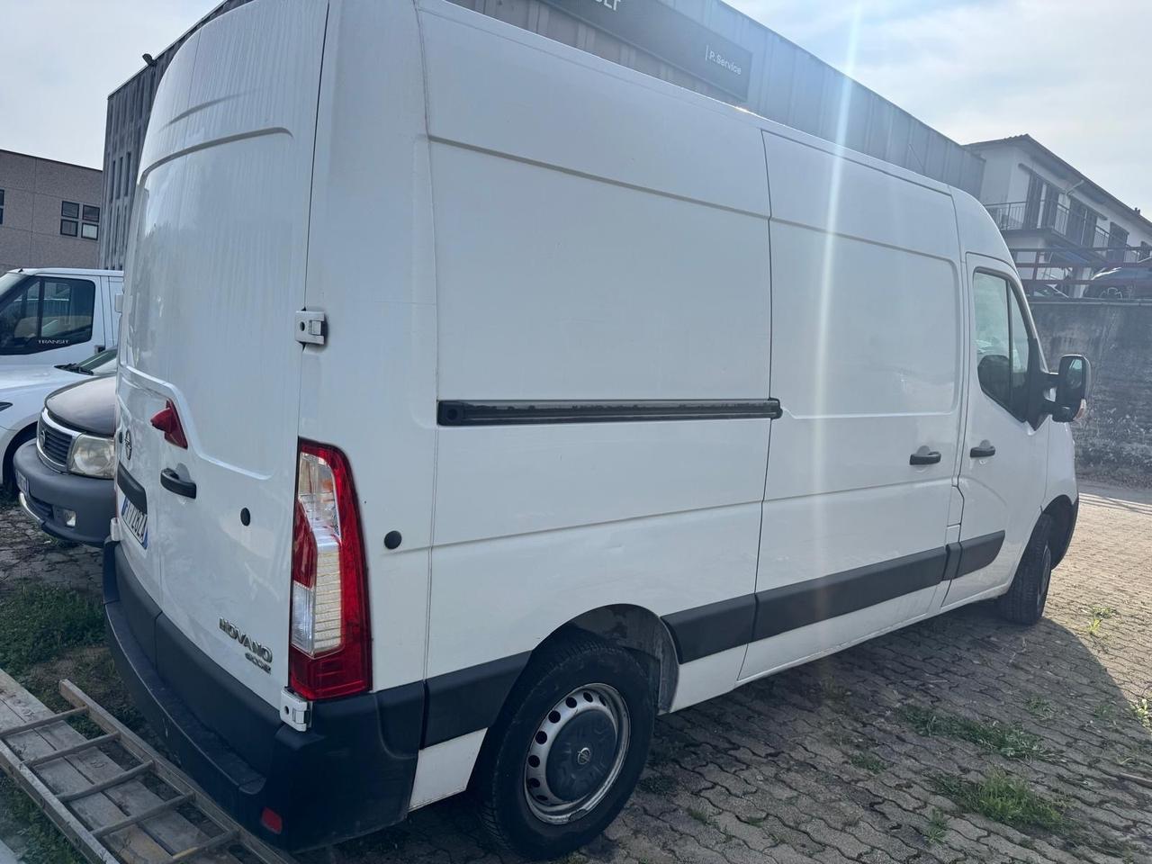 Opel movano