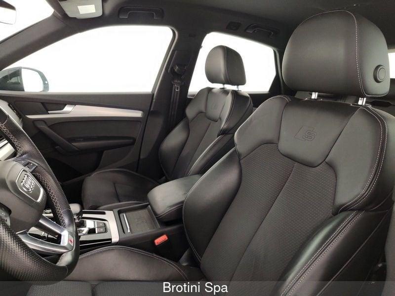 Audi Q5 40 TDI 204 CV quattro S tronic Identity Black
