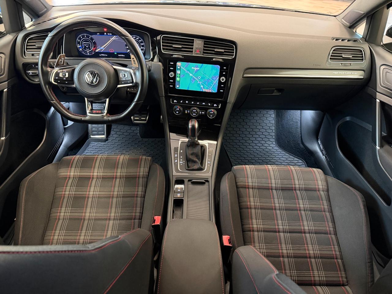 Volkswagen Golf GTI Performance 2.0 TSI 245 CV