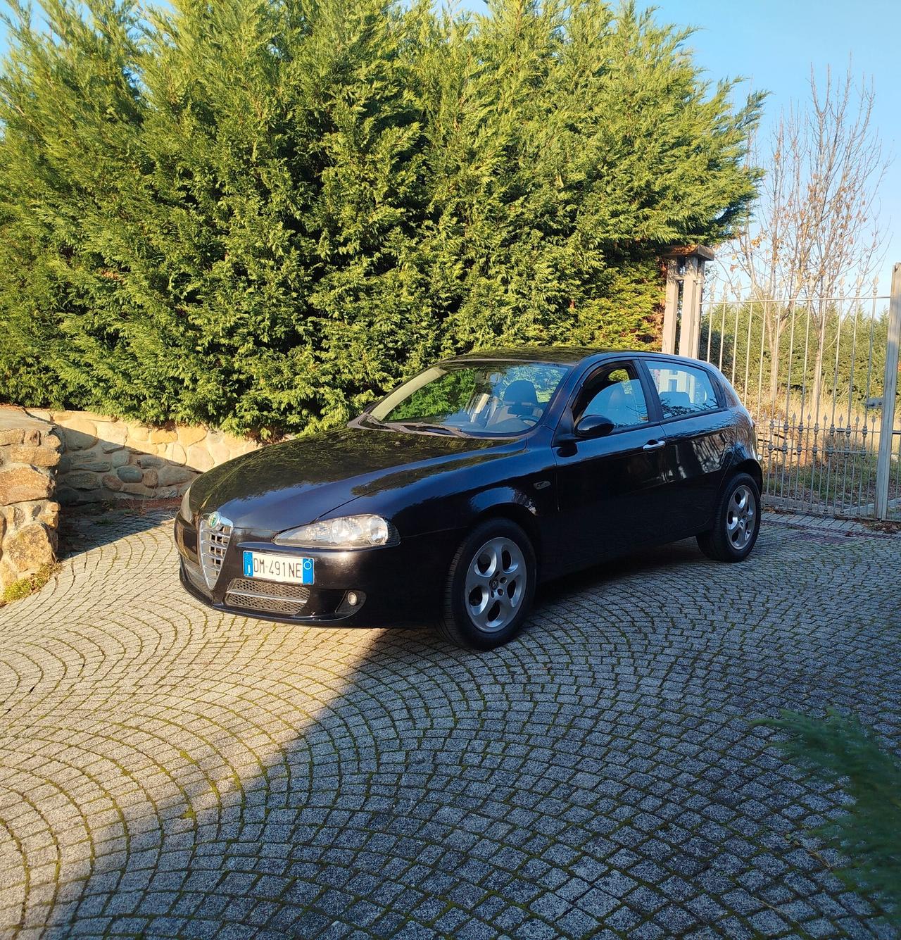 Alfa Romeo 147 Black line 5 porte GPL