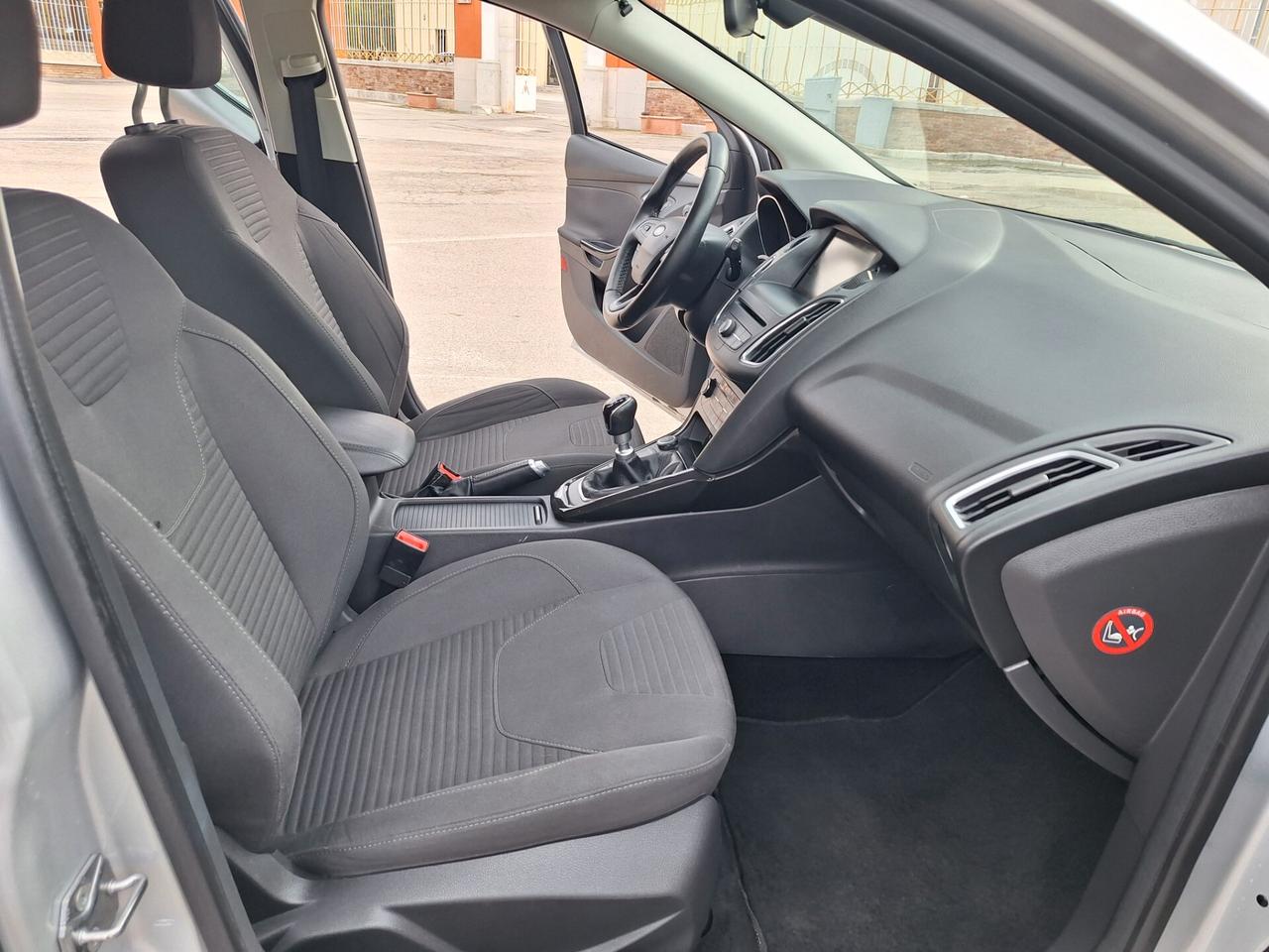 Ford Focus 1.5 TDCi 120 CV BERLINA 100000 KM