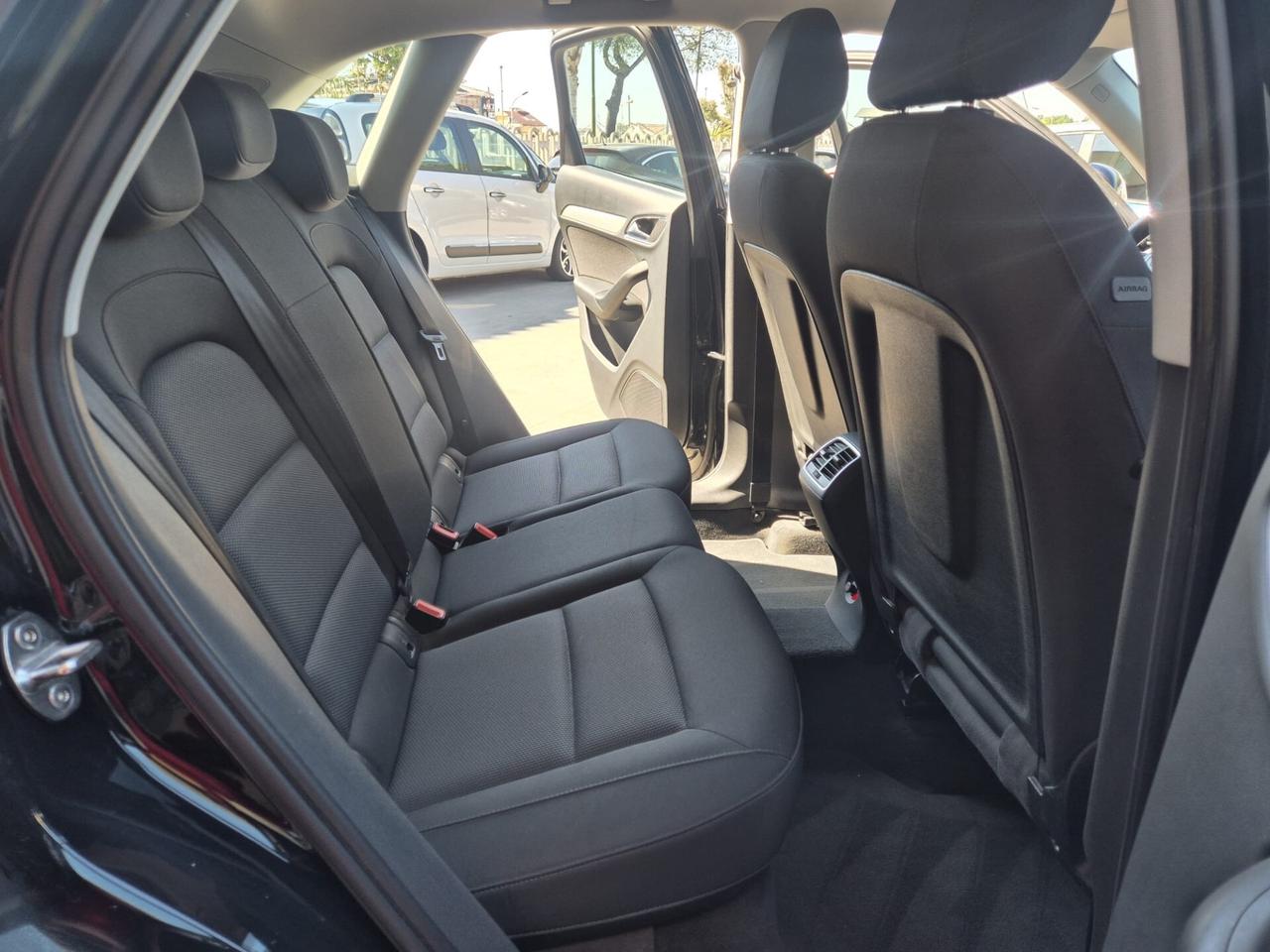 Audi Q3 2.0 TDI 120 CV Sport