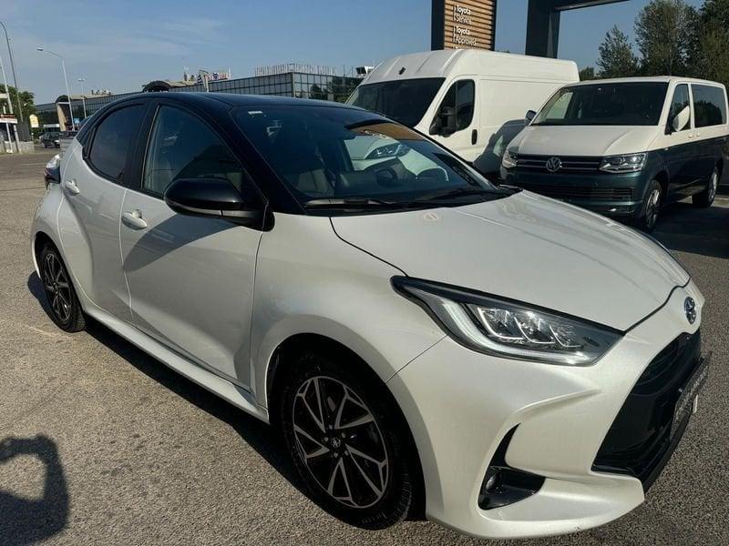 Toyota Yaris Hybrid Style MY22