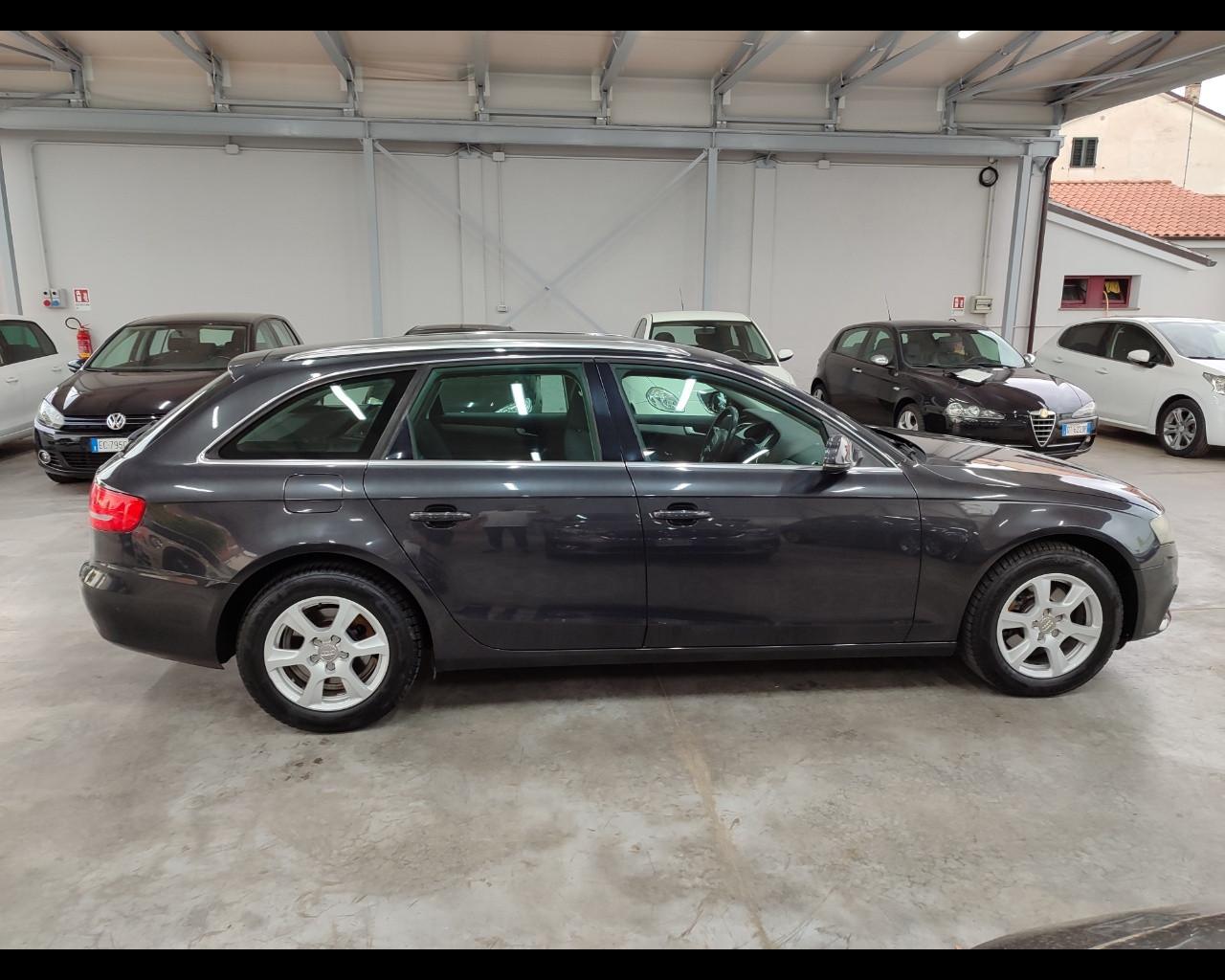 AUDI A4 4ª serie - A4 Avant 2.0 TDI 120 CV Ambiente