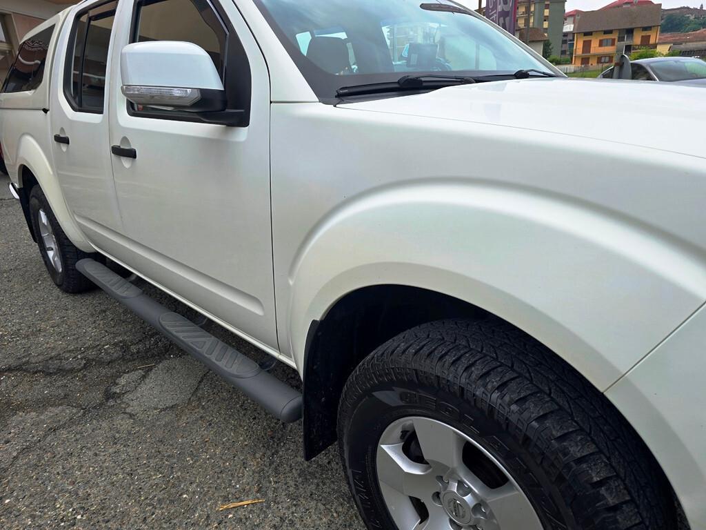 Nissan Navara 2.5 dCi 190CV 4 porte Double Cab LE